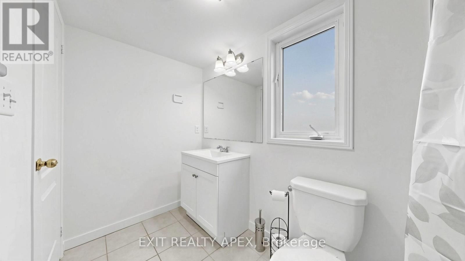 4 - 3395 THOMAS STREET NORTH Image 31