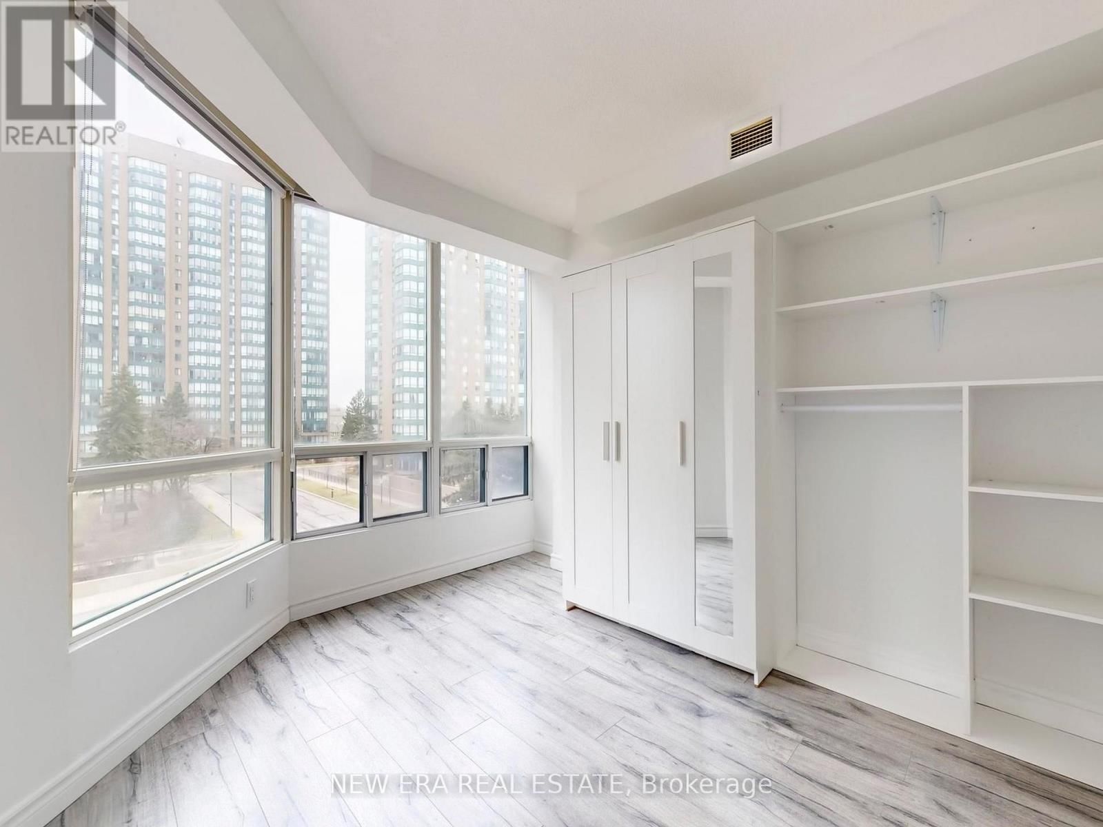 409 - 115 HILLCREST AVENUE Image 14