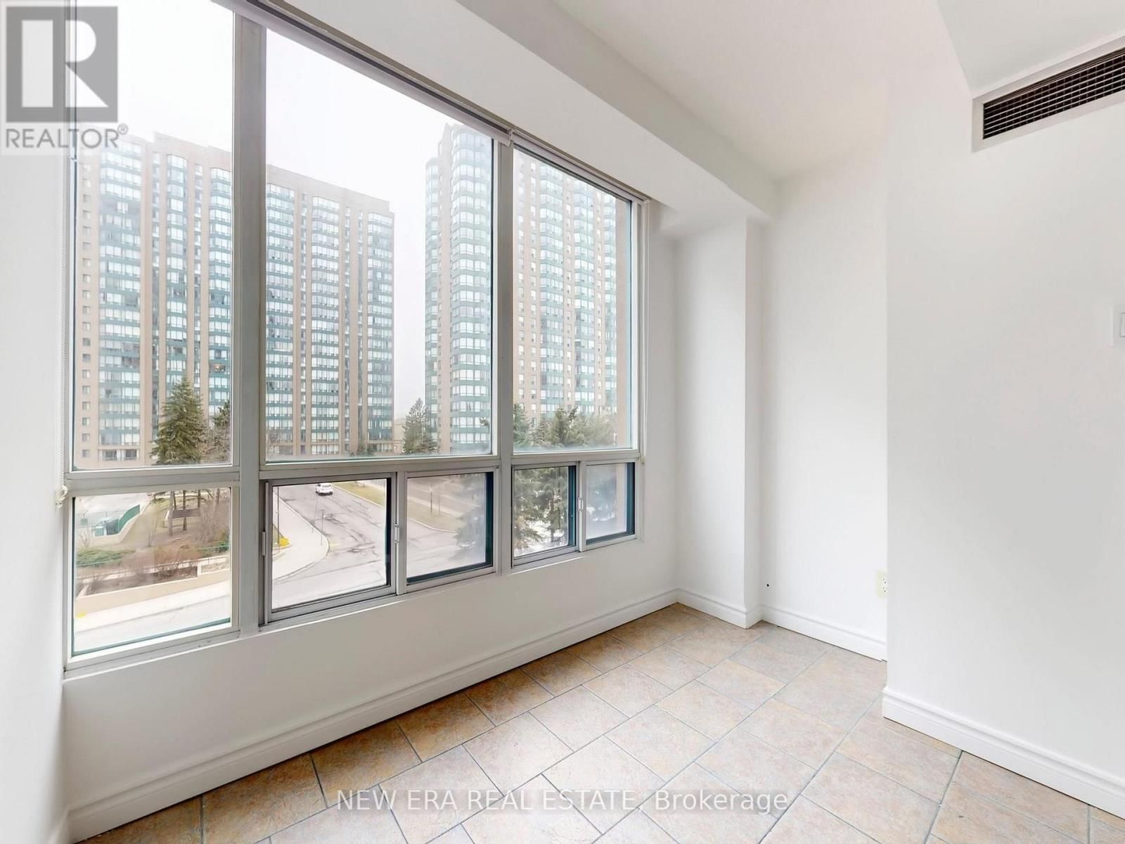 409 - 115 HILLCREST AVENUE Image 17