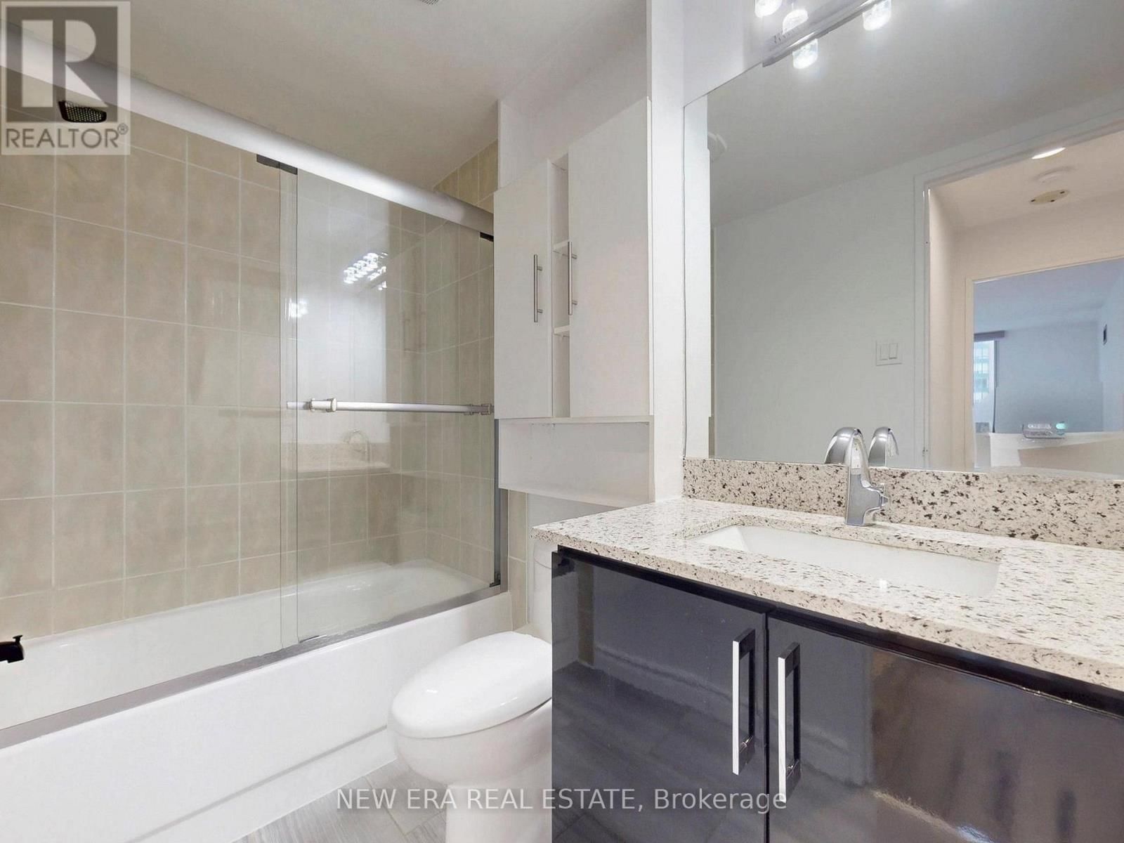 409 - 115 HILLCREST AVENUE Image 19