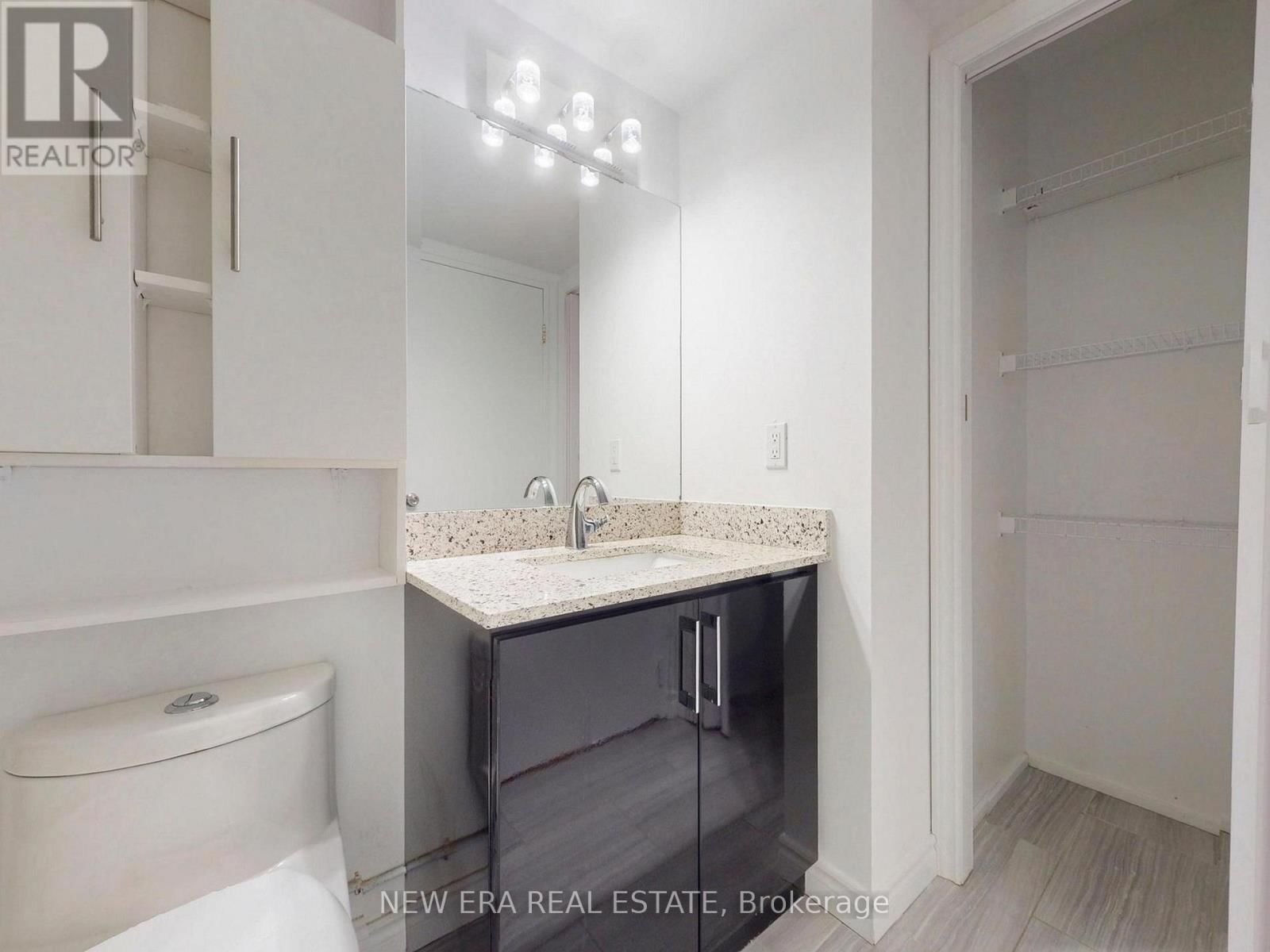 409 - 115 HILLCREST AVENUE Image 20