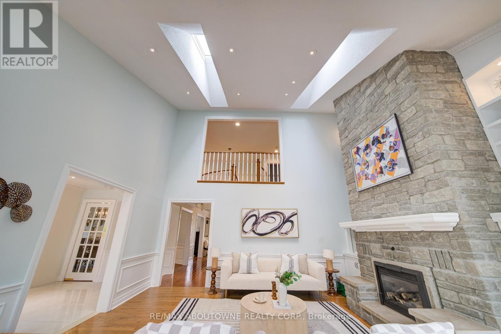 1328 KING HENRY COURT Image 23