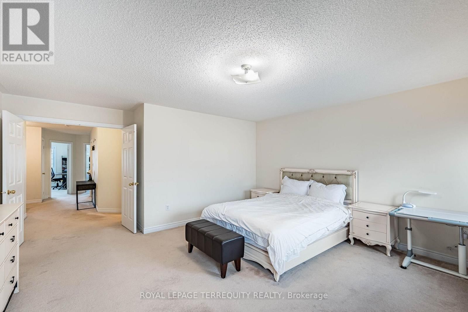 3926 CANDLELIGHT DRIVE Image 39