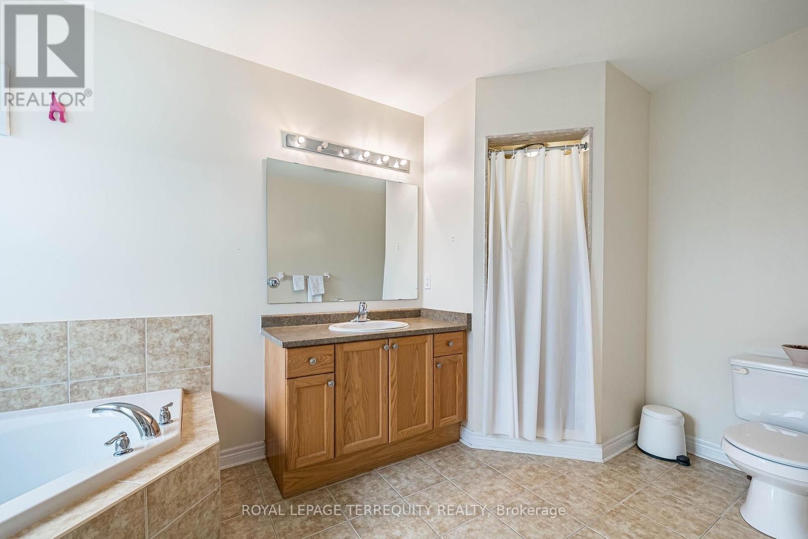 3926 CANDLELIGHT DRIVE Image 41