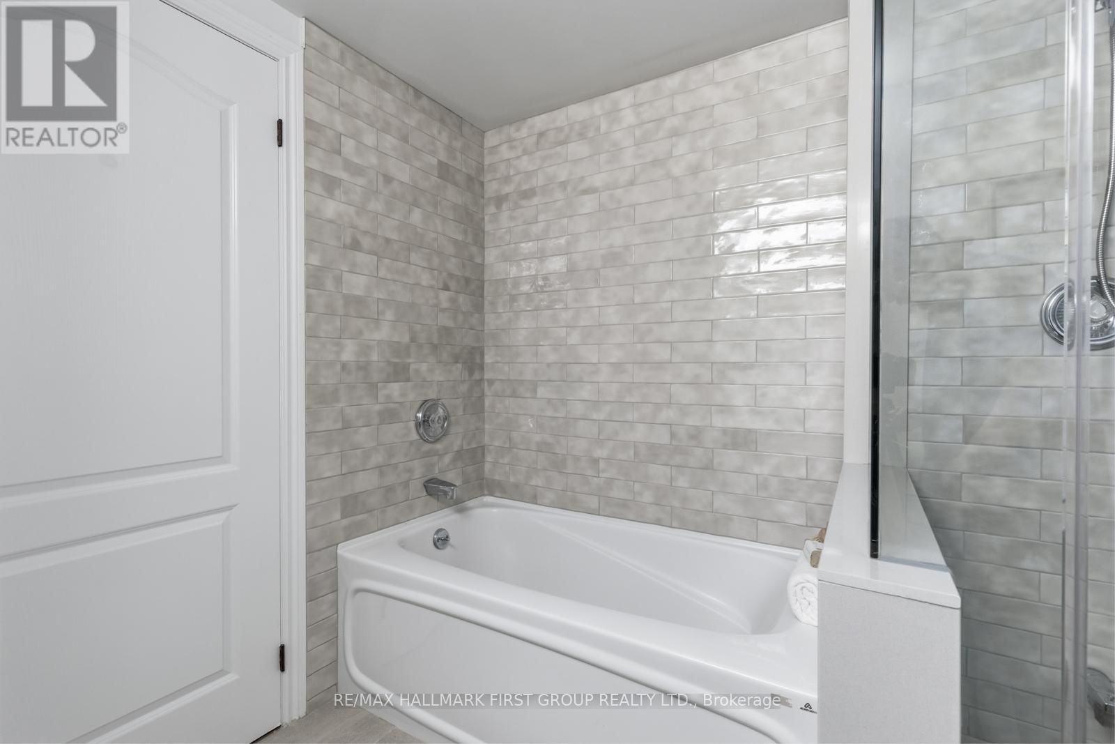 705 - 2111 LAKE SHORE BOULEVARD WEST Image 15