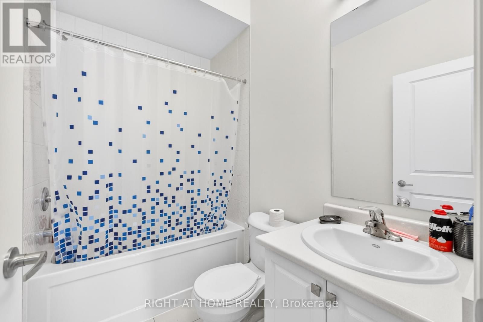 24 MONREAU DRIVE Image 11