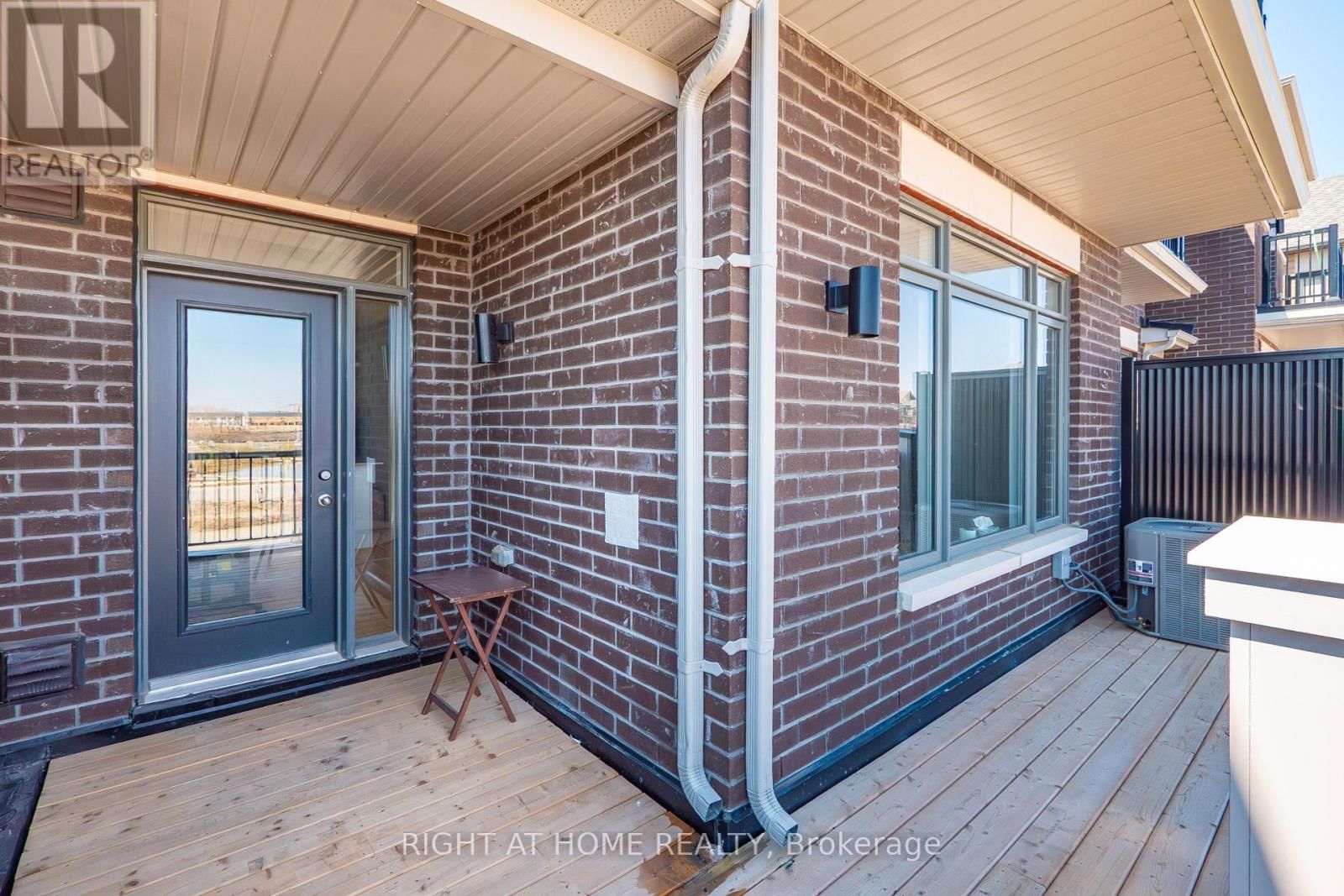 24 MONREAU DRIVE Image 13