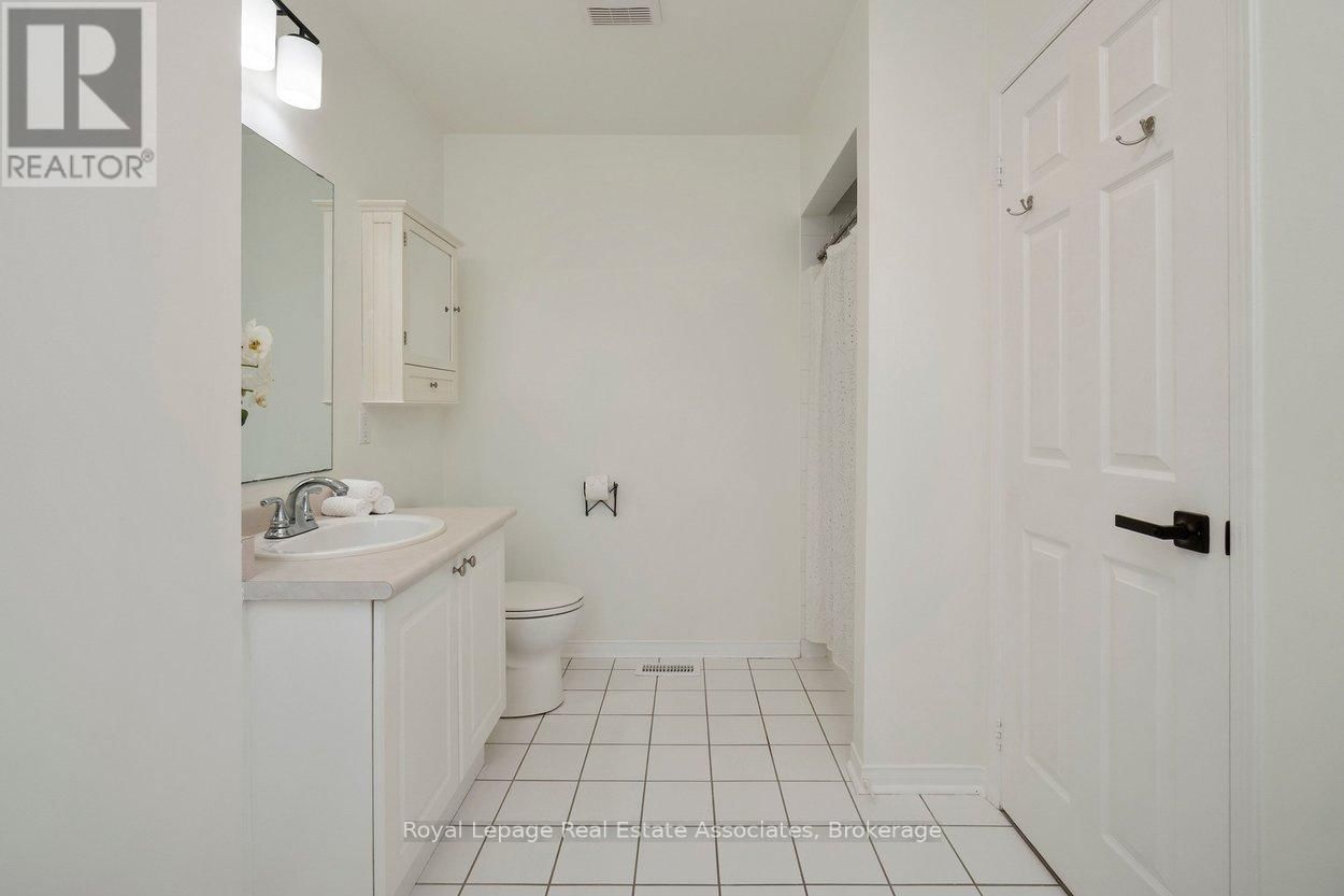 42 HARRIET STREET Image 25