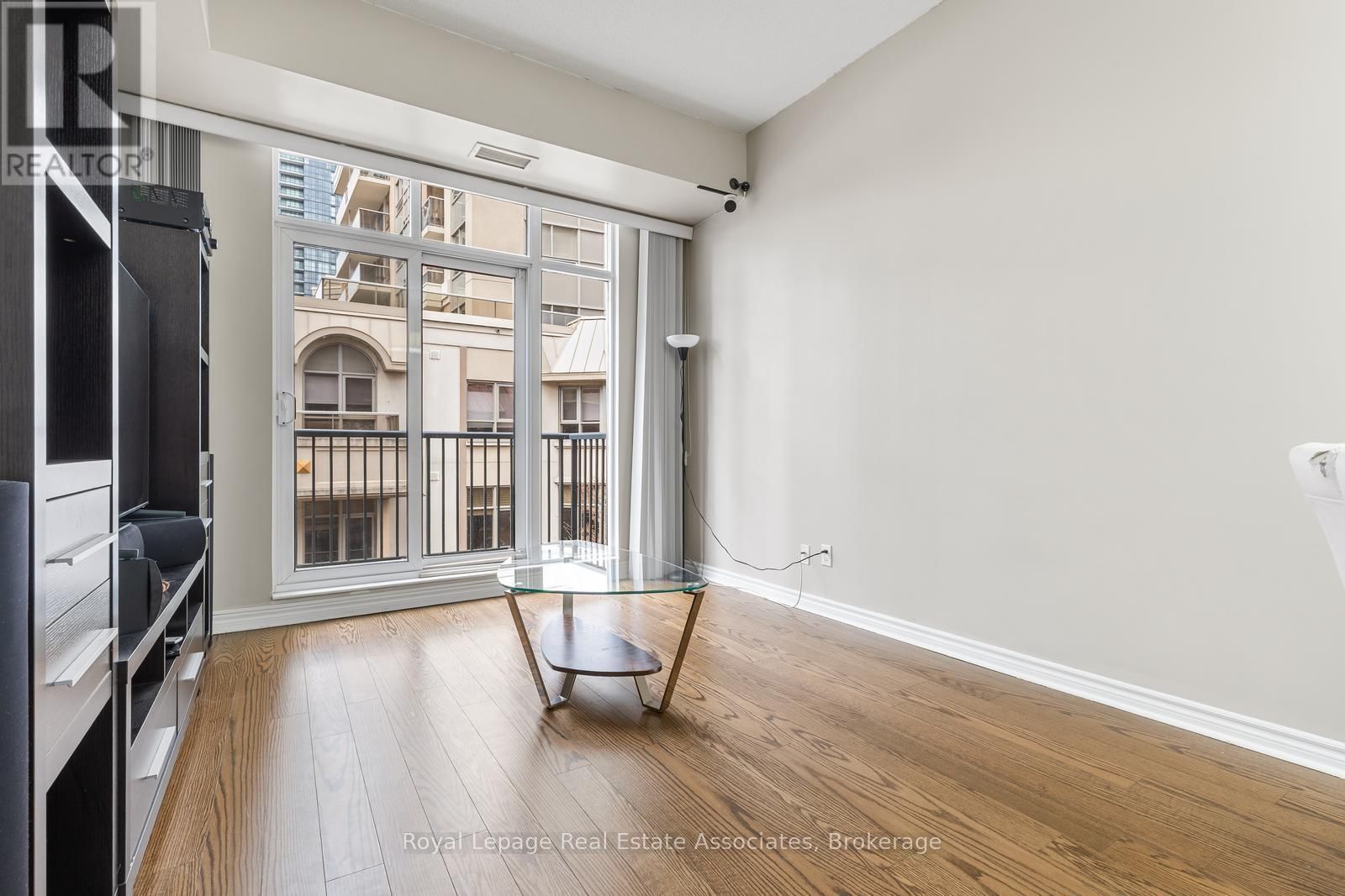 319 - 330 PRINCESS ROYAL DRIVE Image 10