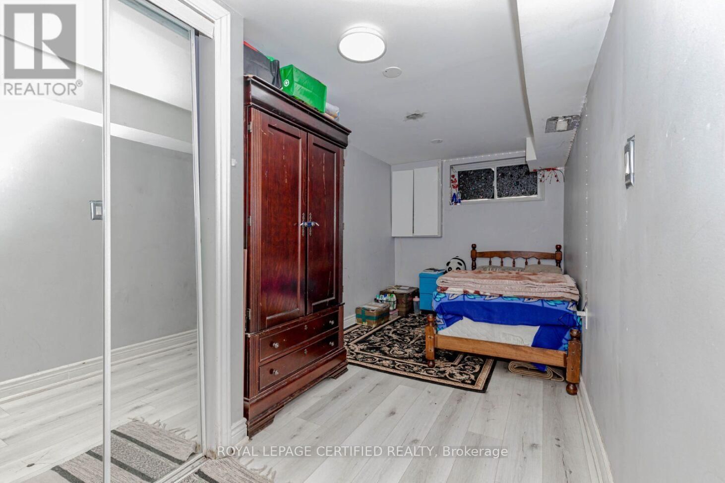 7256 LANCASTER AVENUE SOUTH Image 38