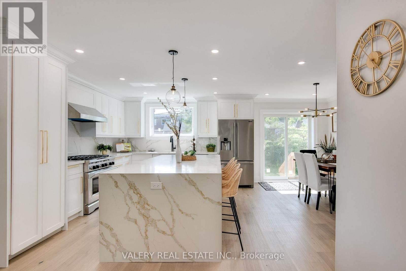 1 - 30 MORGAN AVENUE Image 23