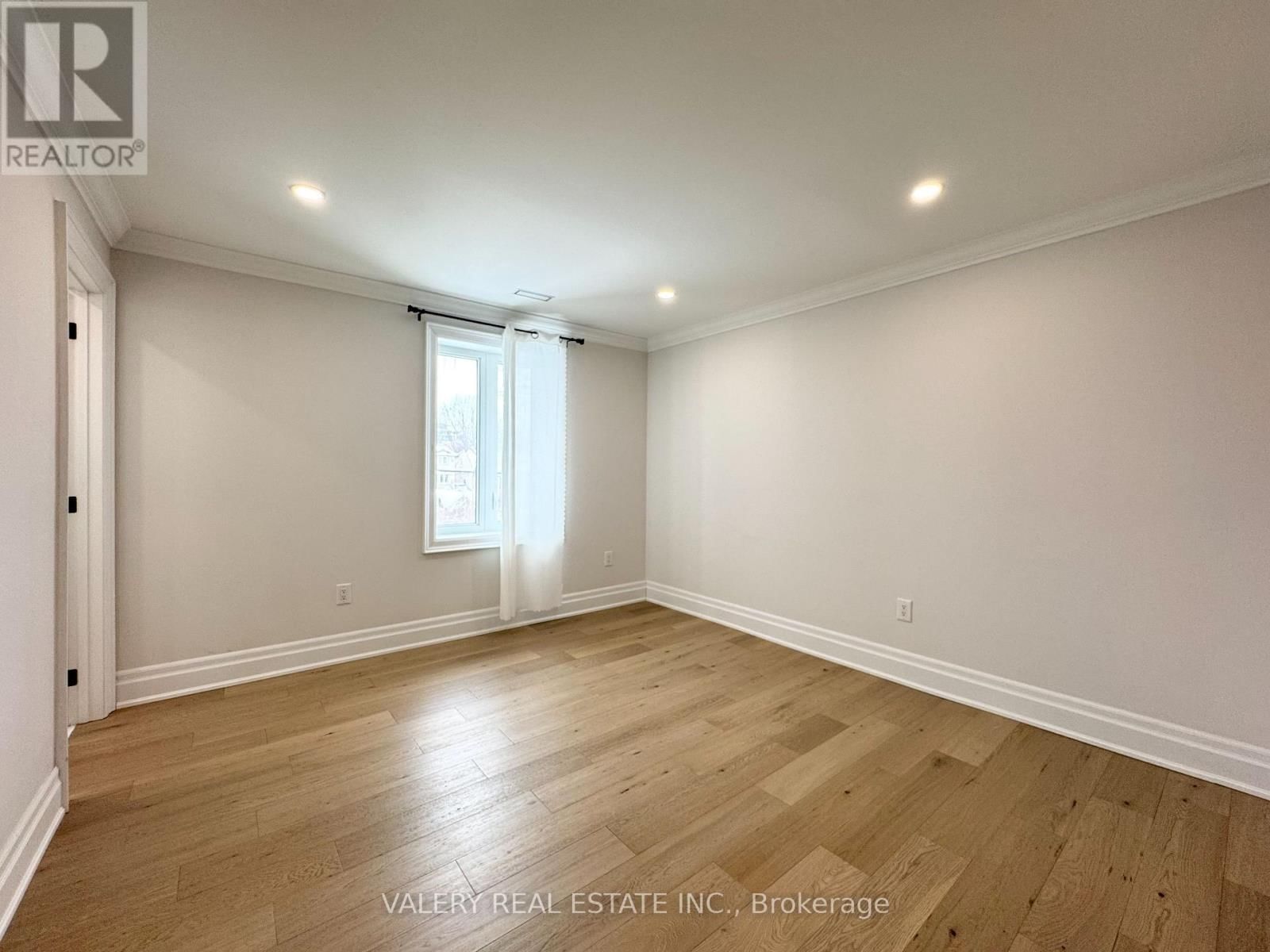 1 - 30 MORGAN AVENUE Image 25