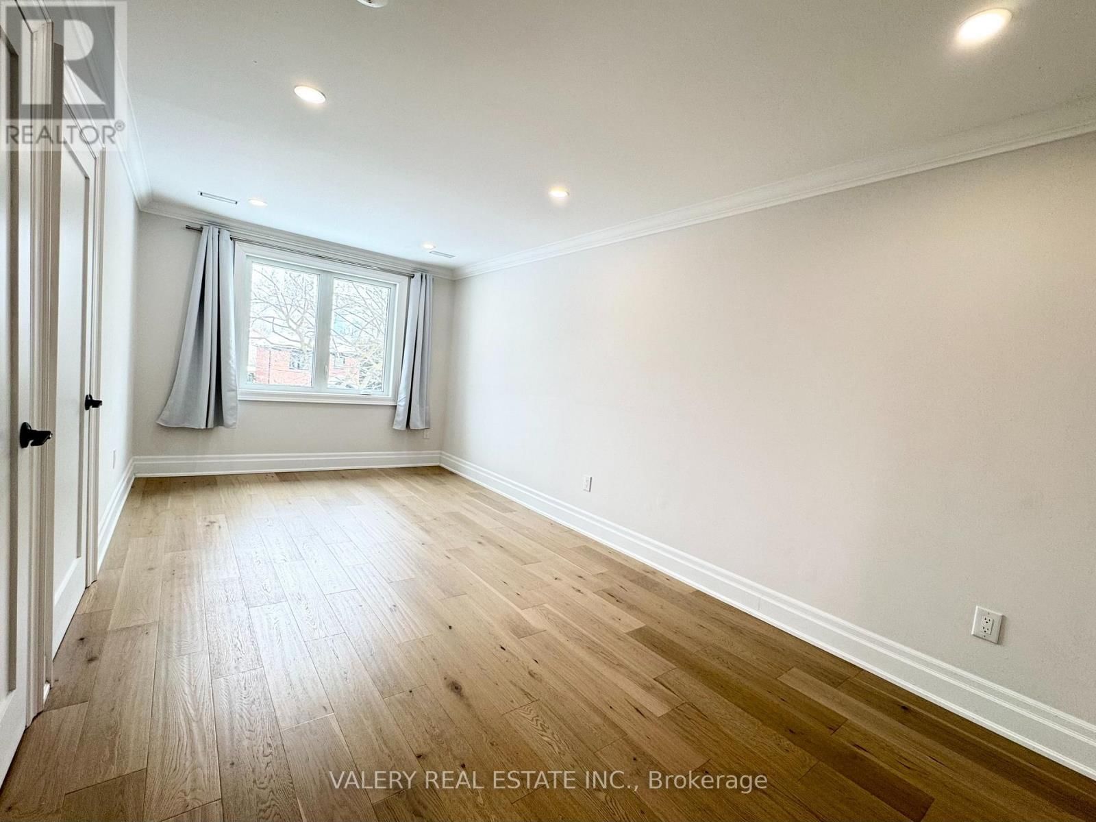 1 - 30 MORGAN AVENUE Image 33