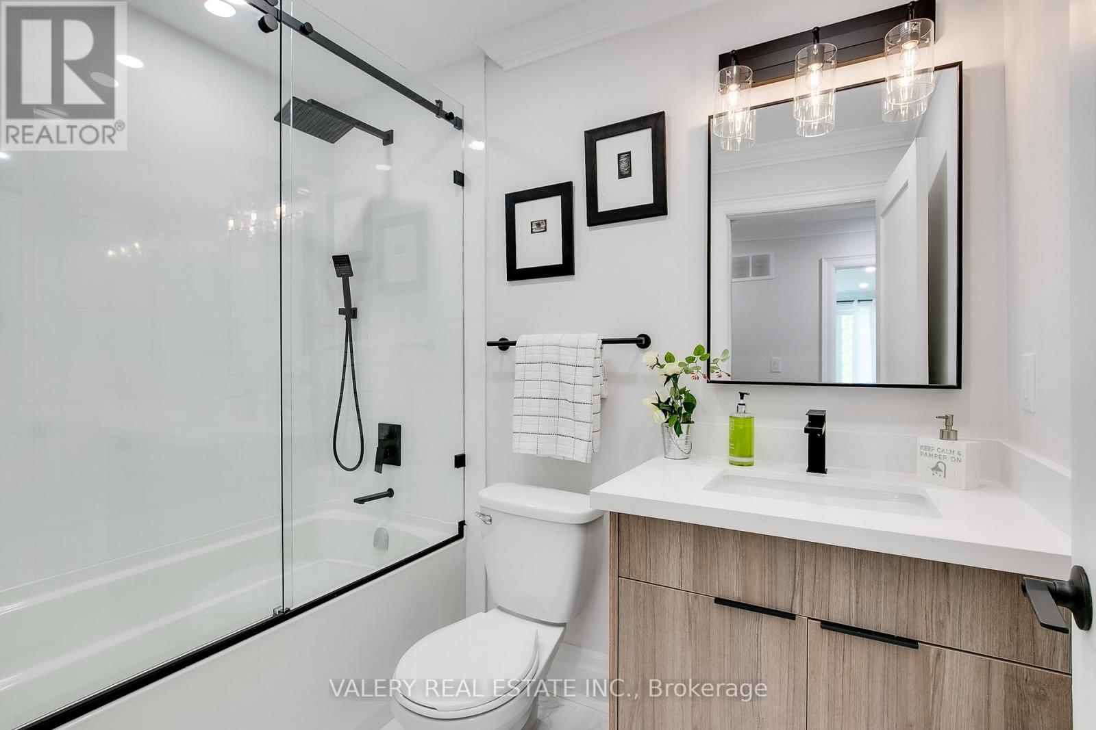 1 - 30 MORGAN AVENUE Image 5