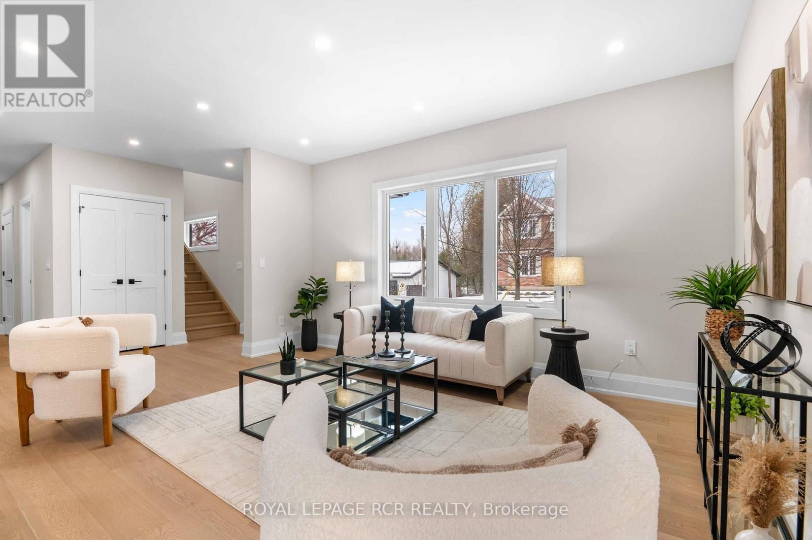 7 HENRY STREET Image 17