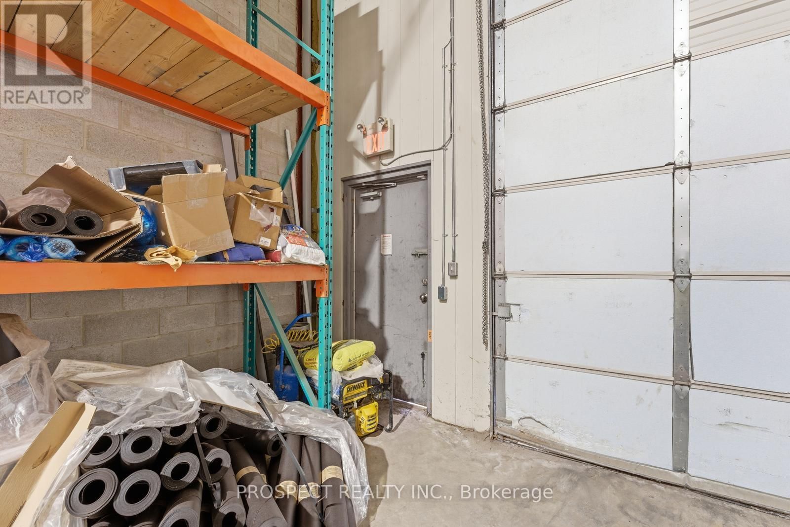 2 - 365 HEALEY ROAD Image 25