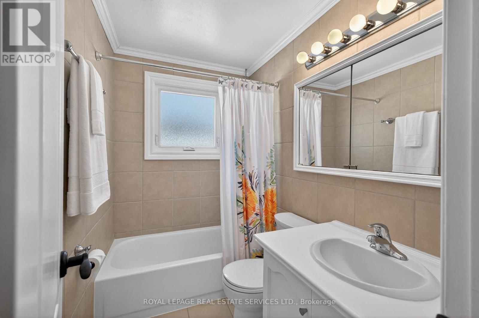 141 OAKDALE DRIVE Image 32