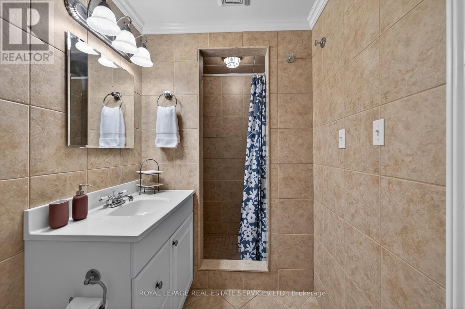 141 OAKDALE DRIVE Image 36