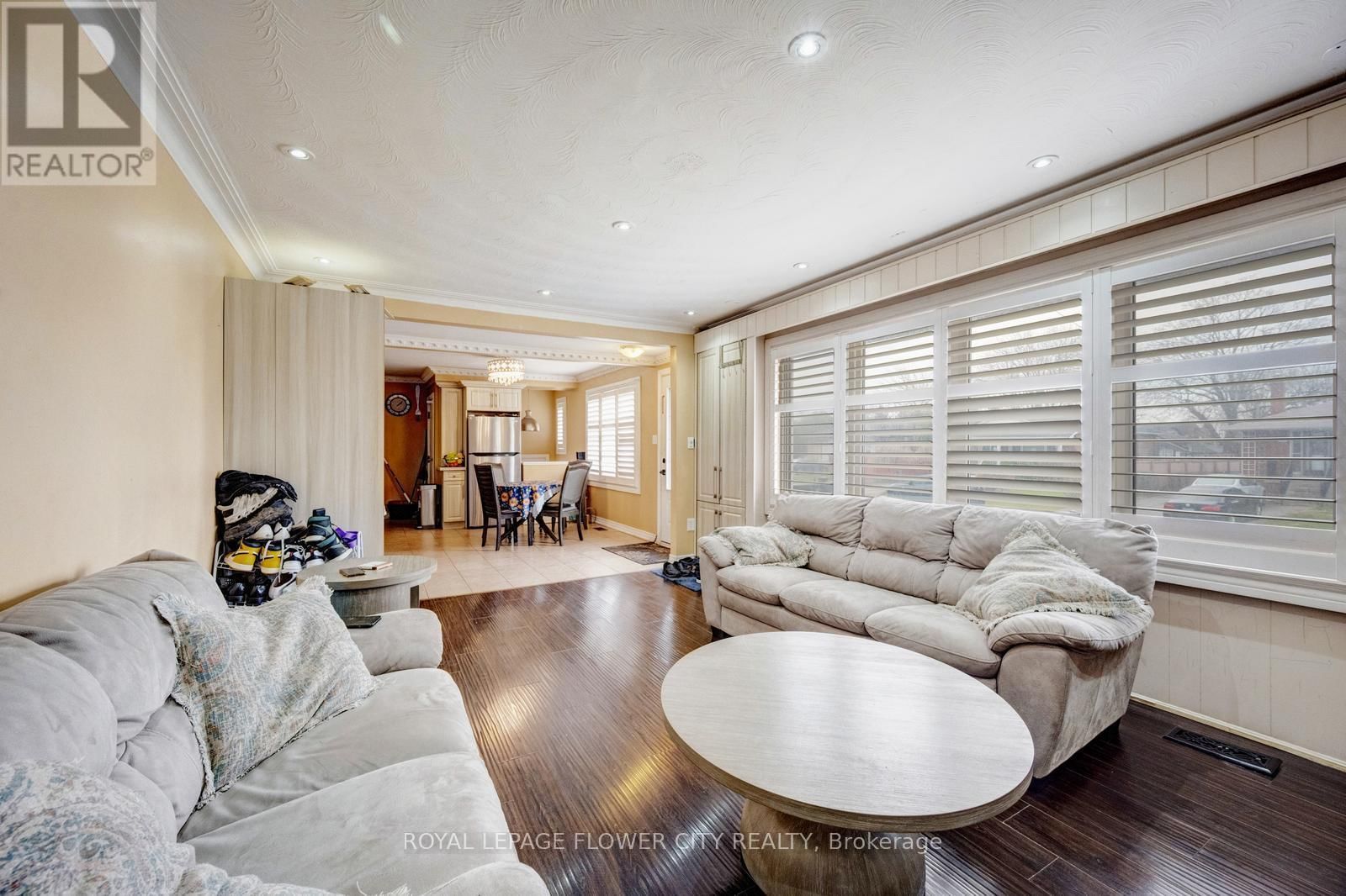 20 N ALARTON STREET Image 13