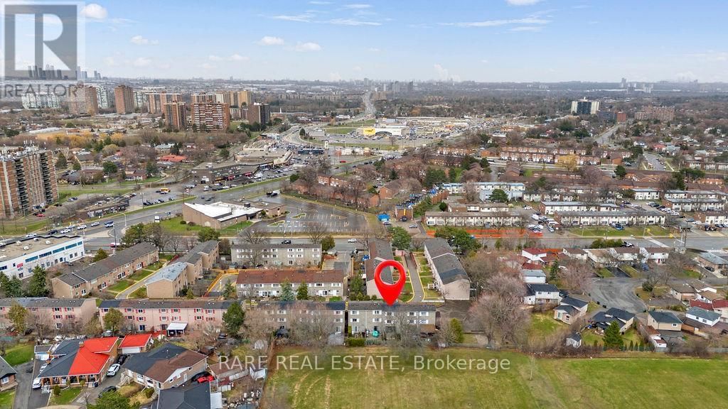 21 - 2006 MARTIN GROVE ROAD Image 48