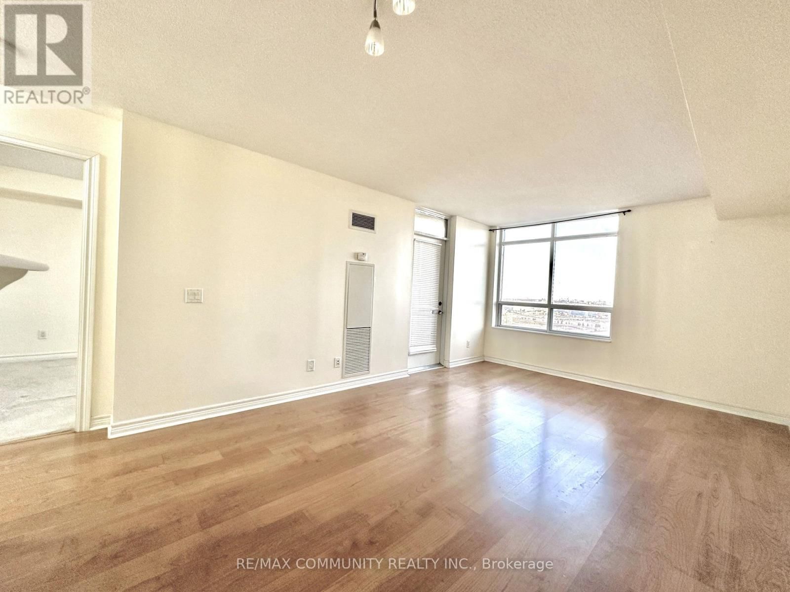 2808 - 710 HUMBERWOOD BOULEVARD Image 28