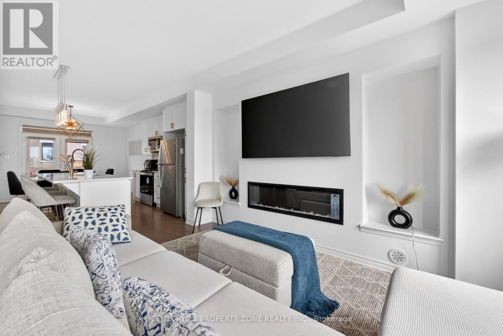 5186 VIOLA DESMOND DRIVE Image 17