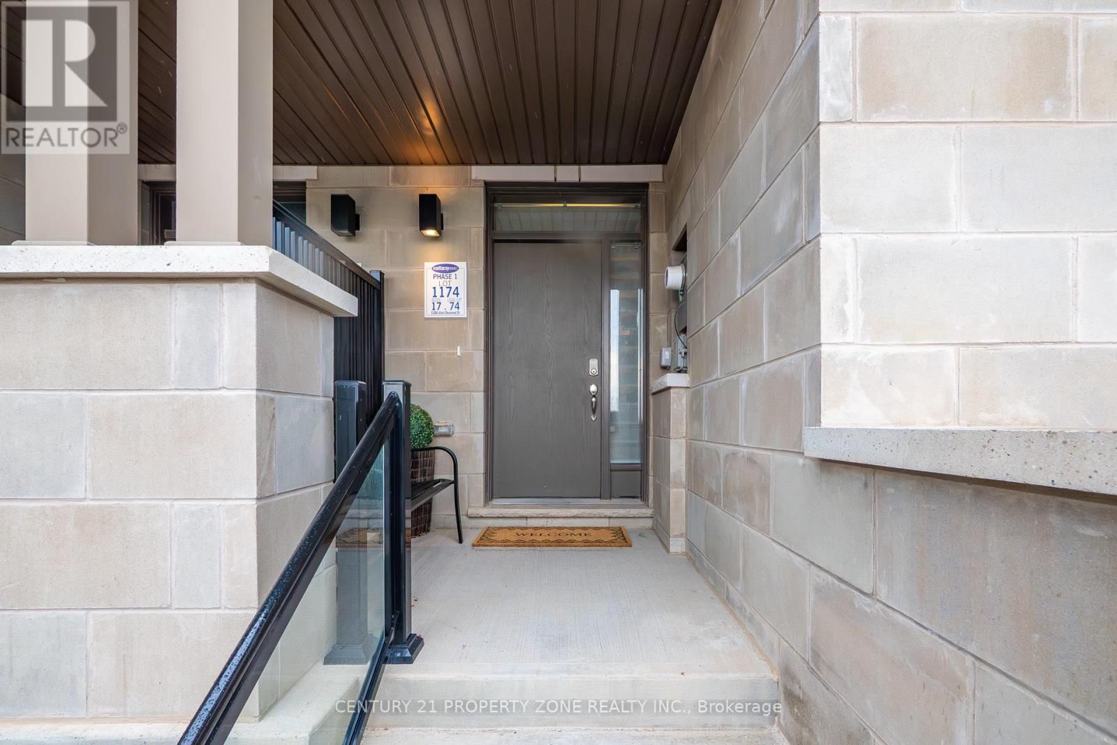 5186 VIOLA DESMOND DRIVE Image 2