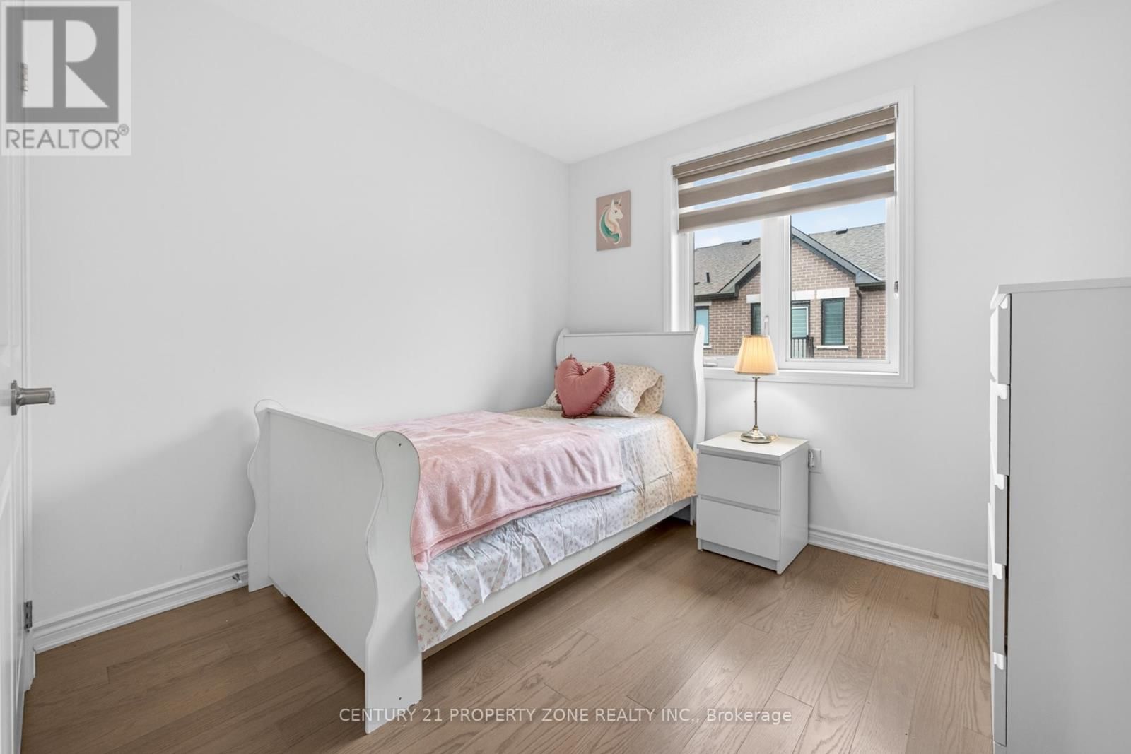 5186 VIOLA DESMOND DRIVE Image 35