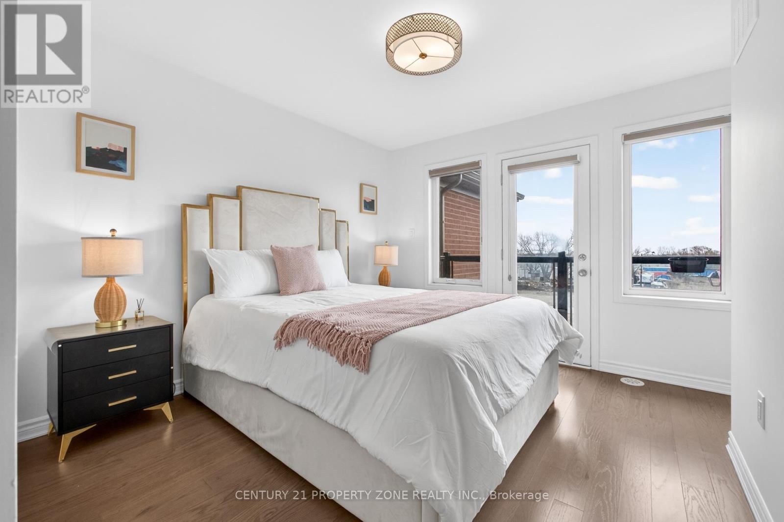 5186 VIOLA DESMOND DRIVE Image 37