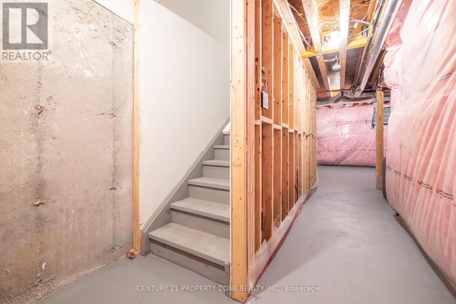 5186 VIOLA DESMOND DRIVE Image 42