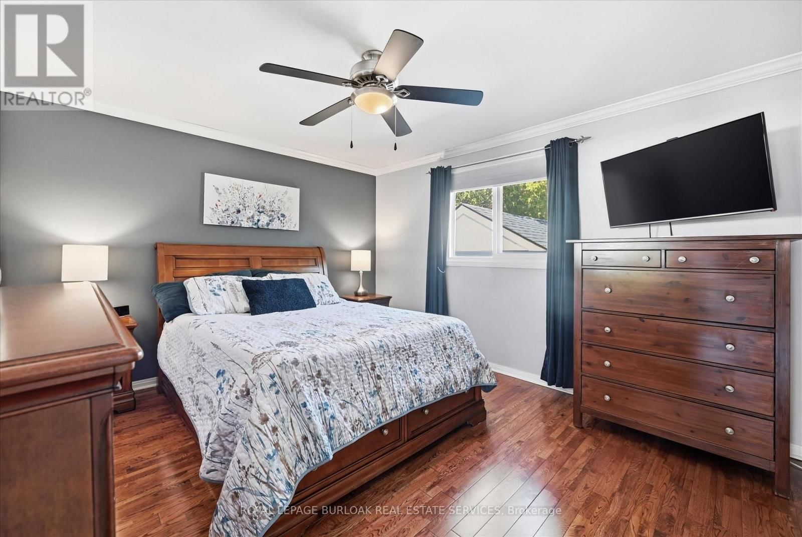 3299 SPRUCE AVENUE Image 22