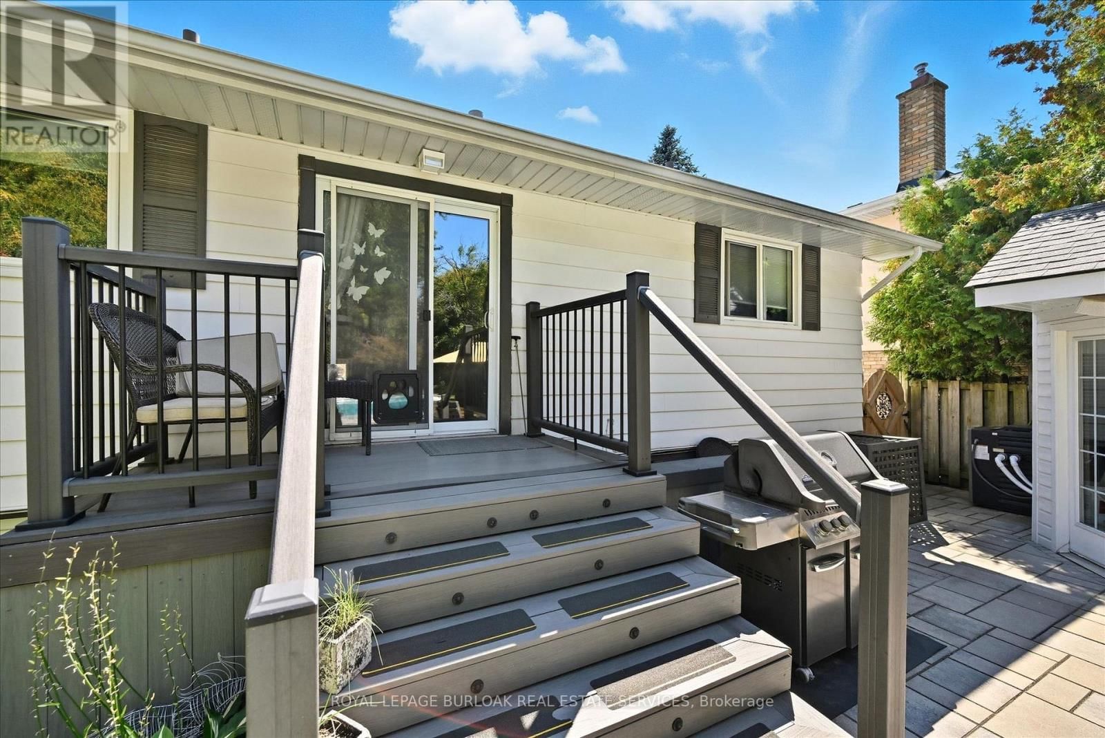 3299 SPRUCE AVENUE Image 38