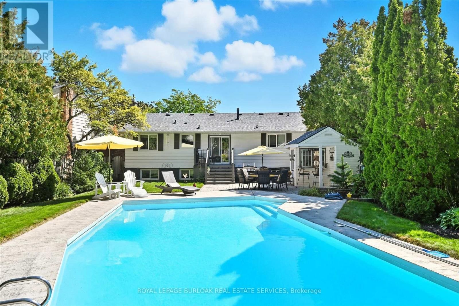 3299 SPRUCE AVENUE Image 48