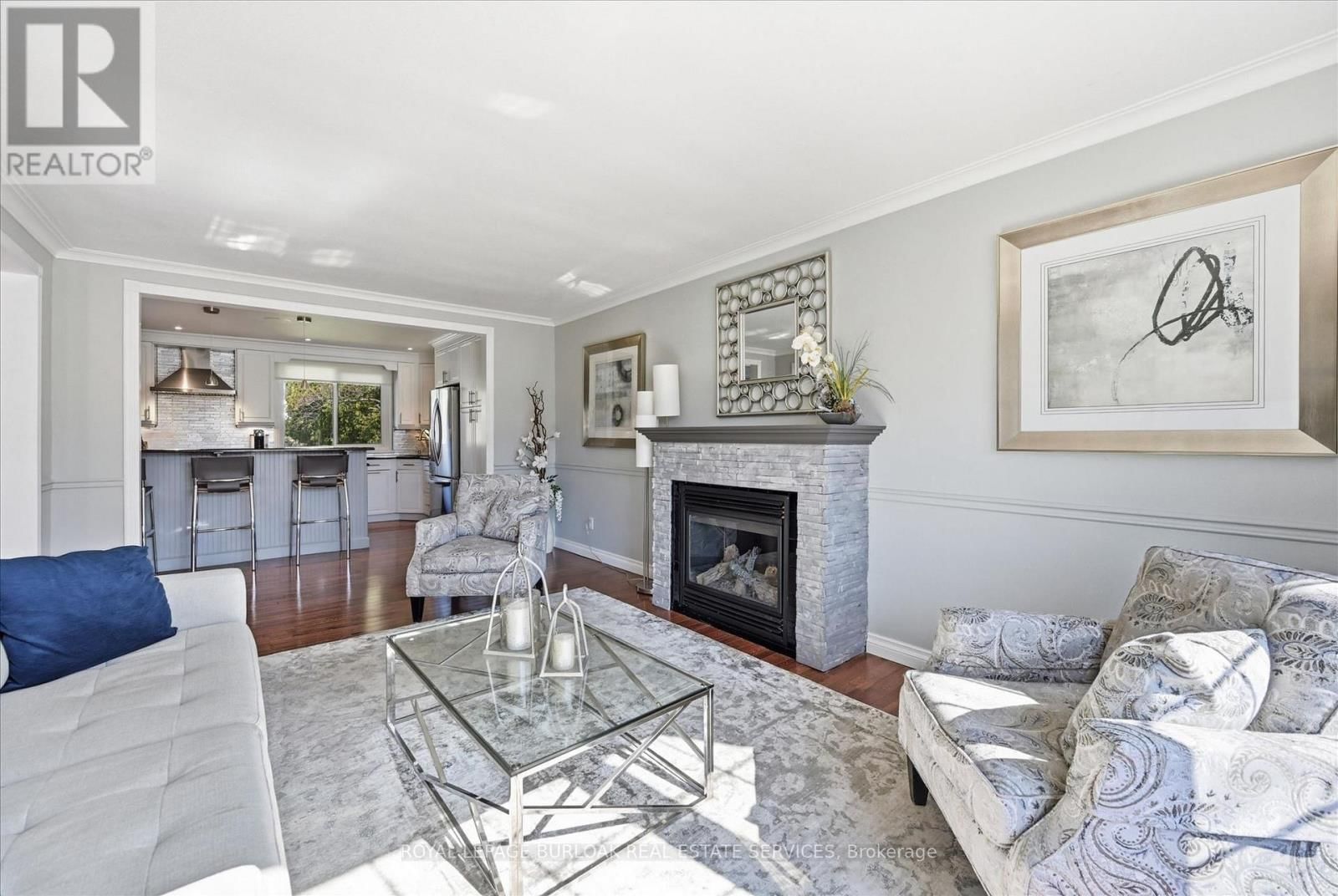 3299 SPRUCE AVENUE Image 9