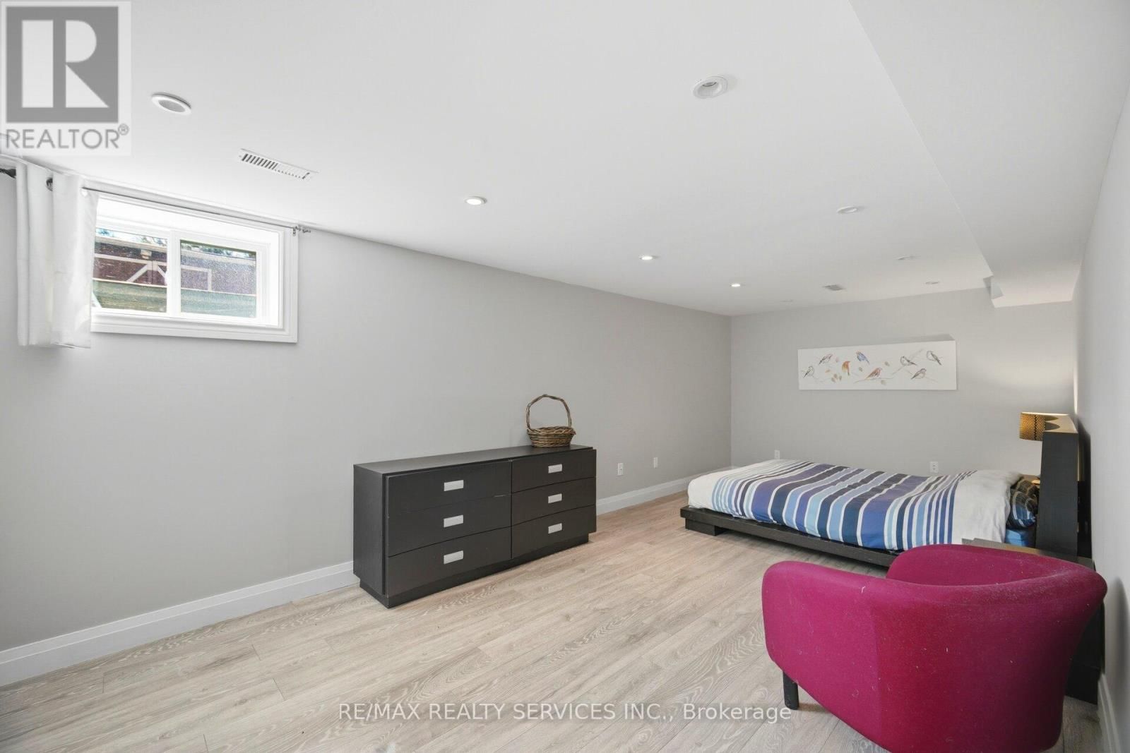 38 MARILYN STREET Image 41