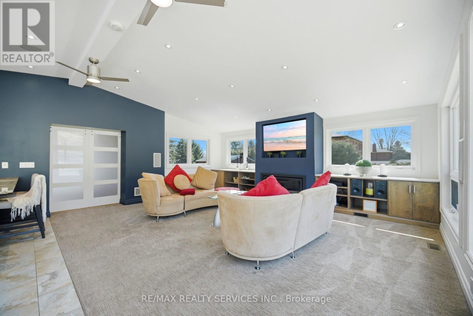 38 MARILYN STREET Image 8