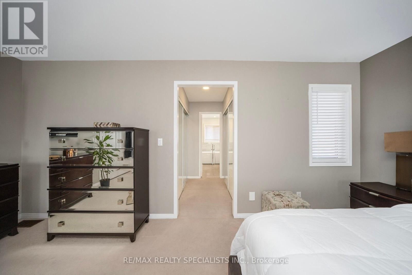 44 DUNVEGAN CRESCENT Image 31