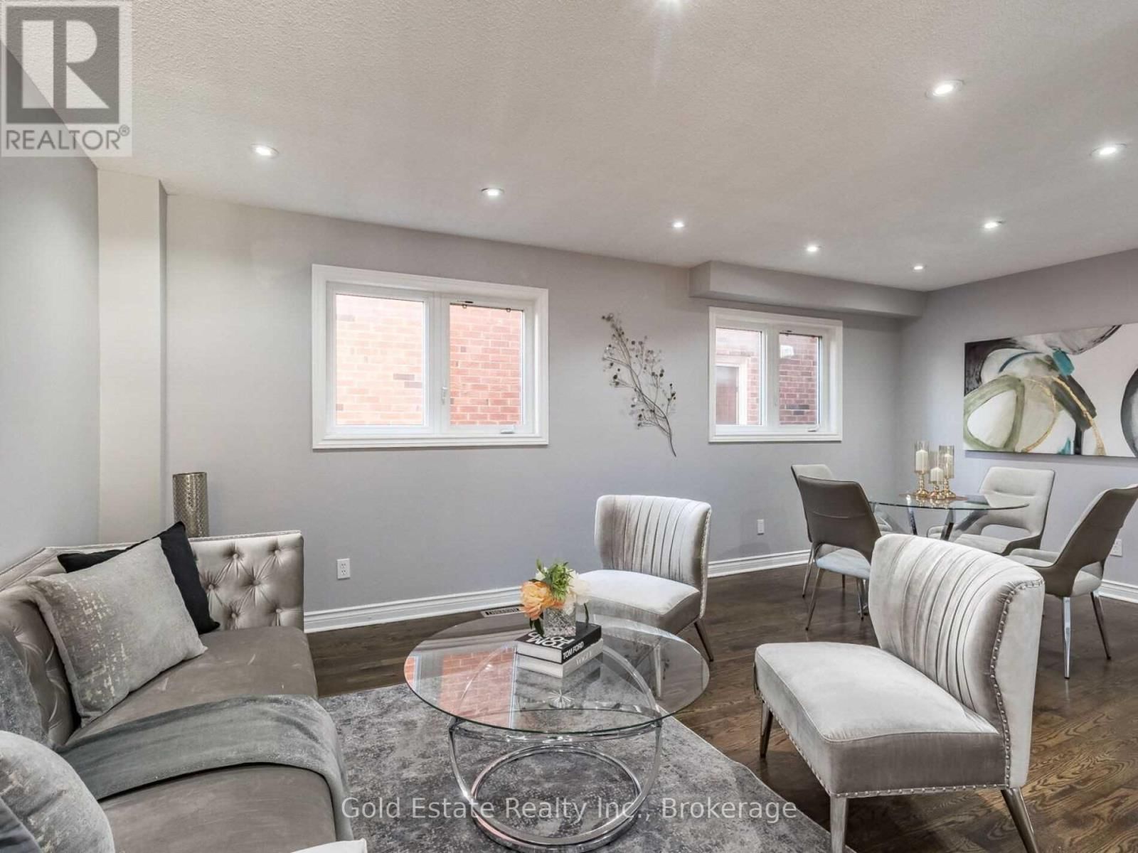 Upper - 25 HORSHAM STREET Image 7