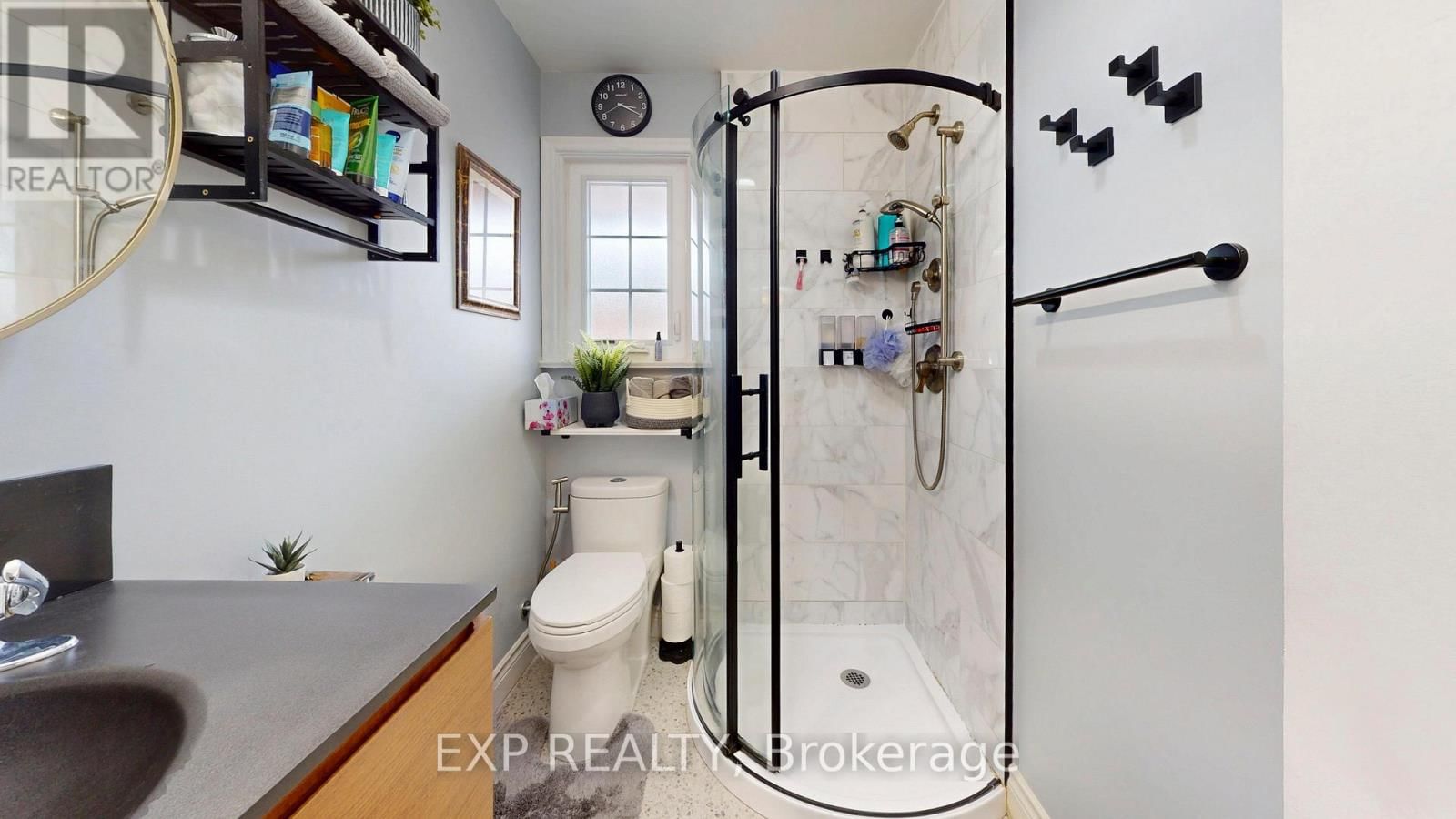 77 LETCHWORTH CRESCENT Image 26