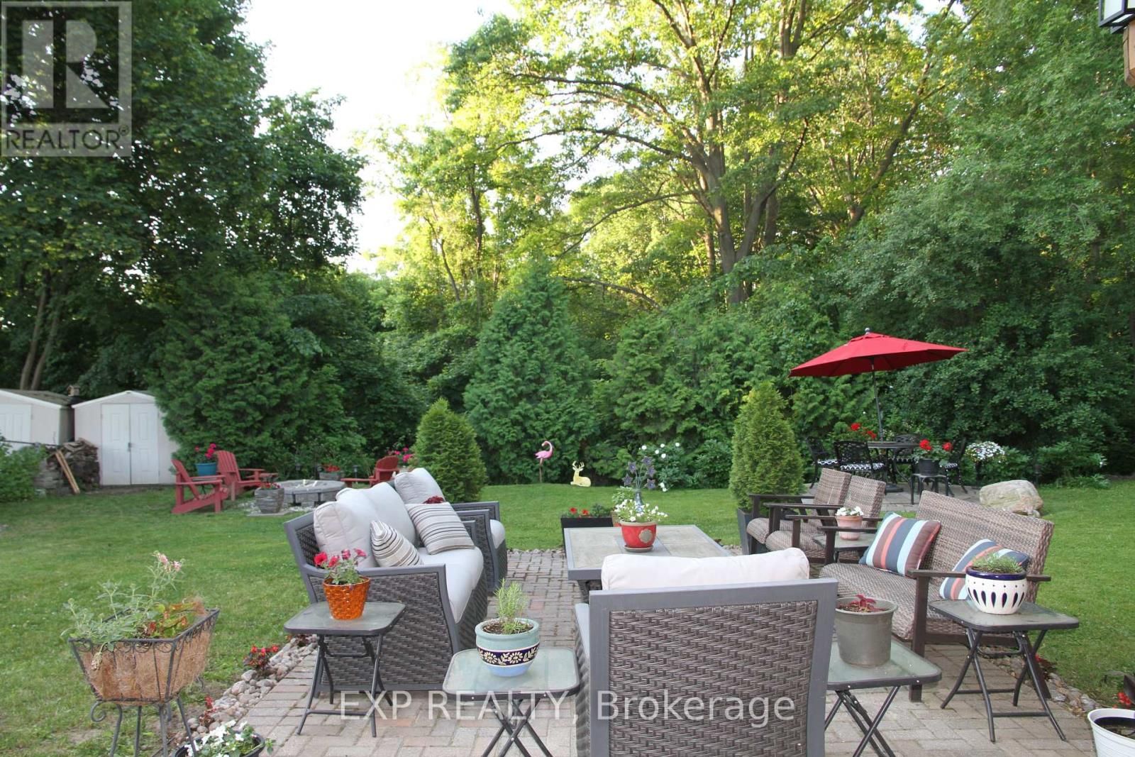 77 LETCHWORTH CRESCENT Image 39