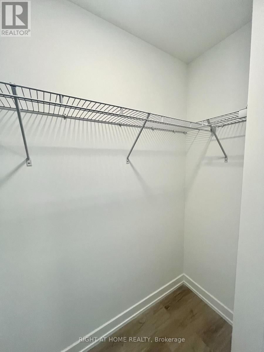 3901 - 395 SQUARE ONE DRIVE Image 14