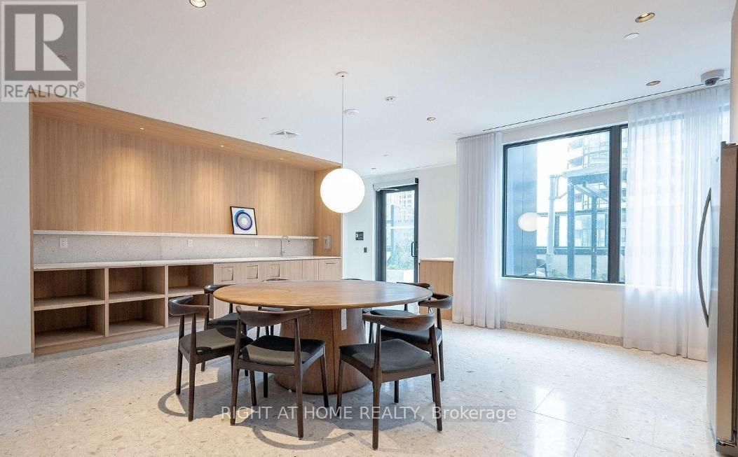 3901 - 395 SQUARE ONE DRIVE Image 28