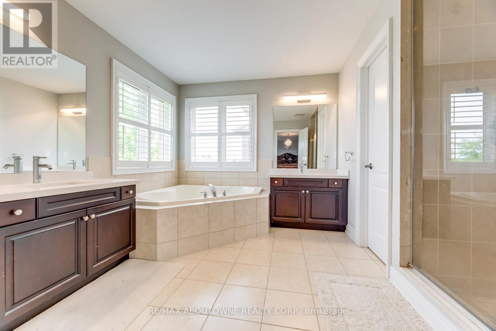 2481 TAYLORWOOD DRIVE Image 28