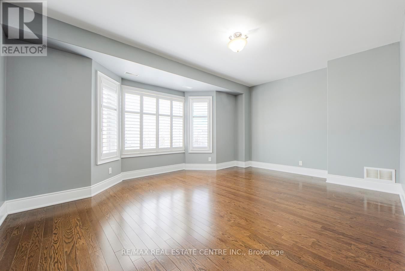 9075 DERRY ROAD Image 13