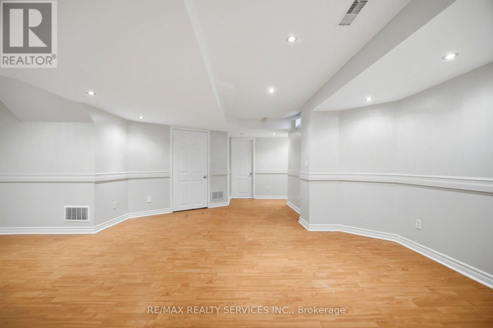 17 DONHERB CRESCENT Image 43