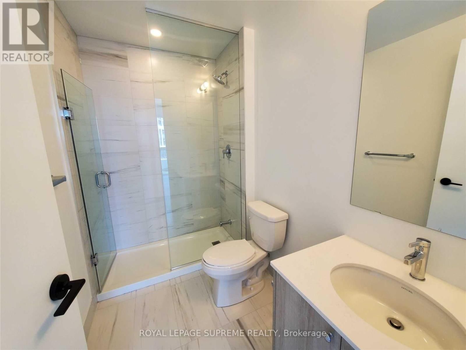 417 - 60 GEORGE BUTCHART DRIVE Image 11