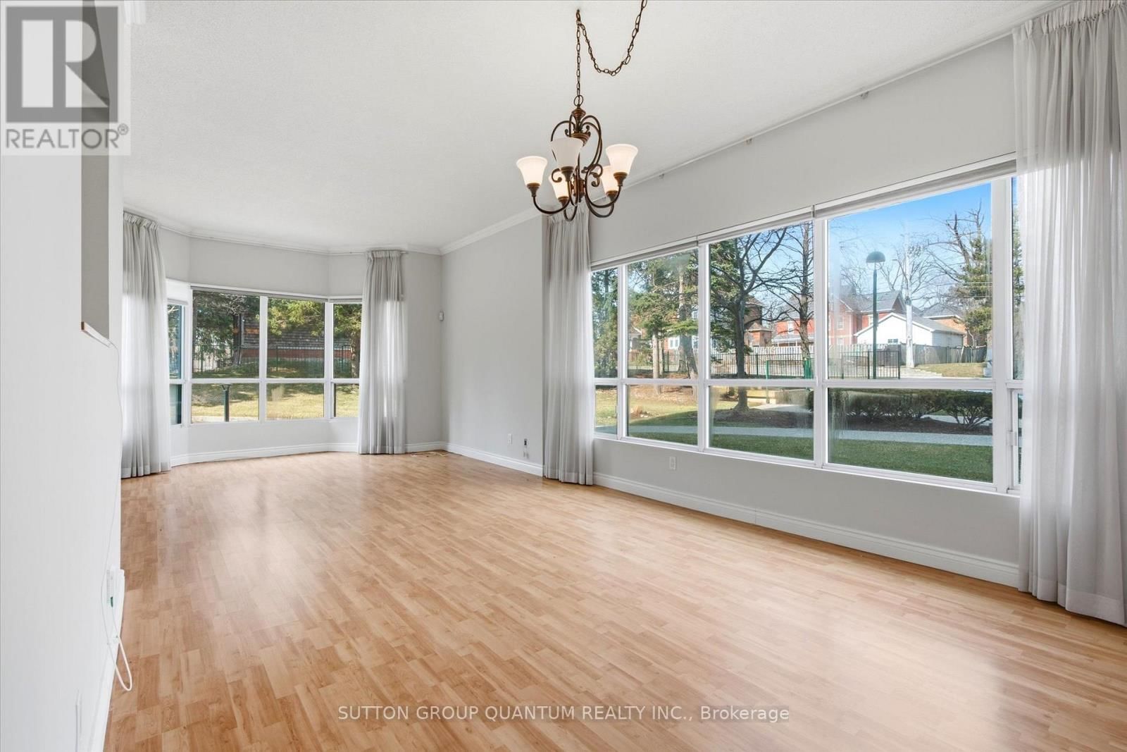 102 - 100 MILLSIDE DRIVE Image 14