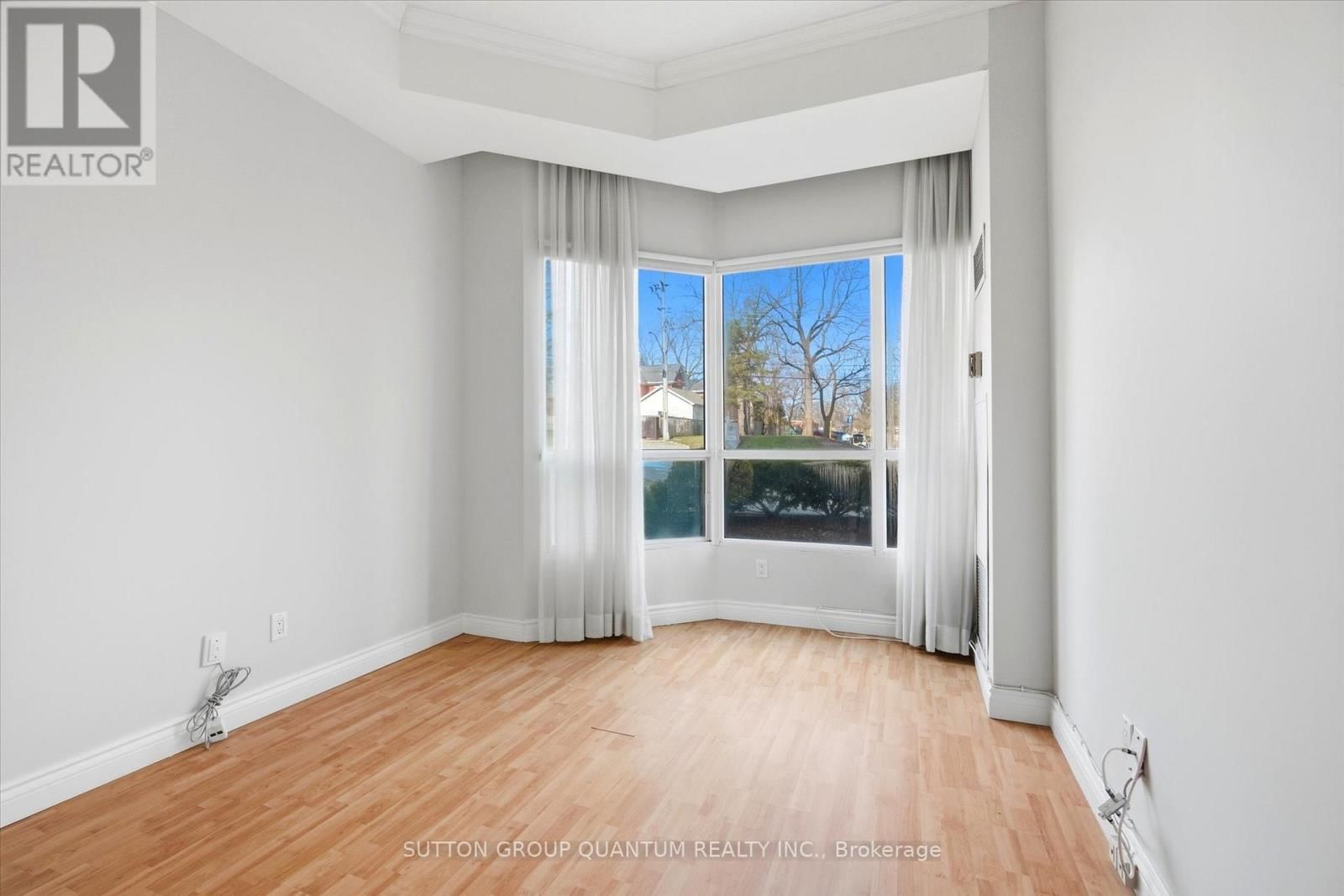 102 - 100 MILLSIDE DRIVE Image 25