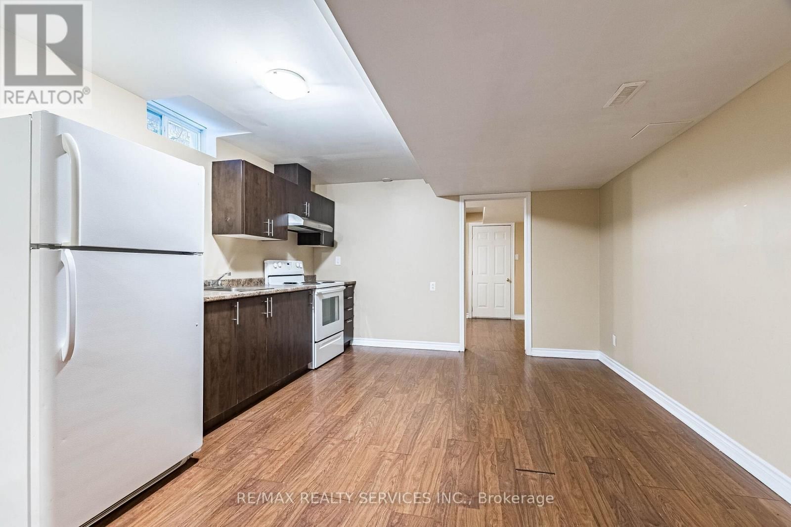 3475 BALA DRIVE Image 37