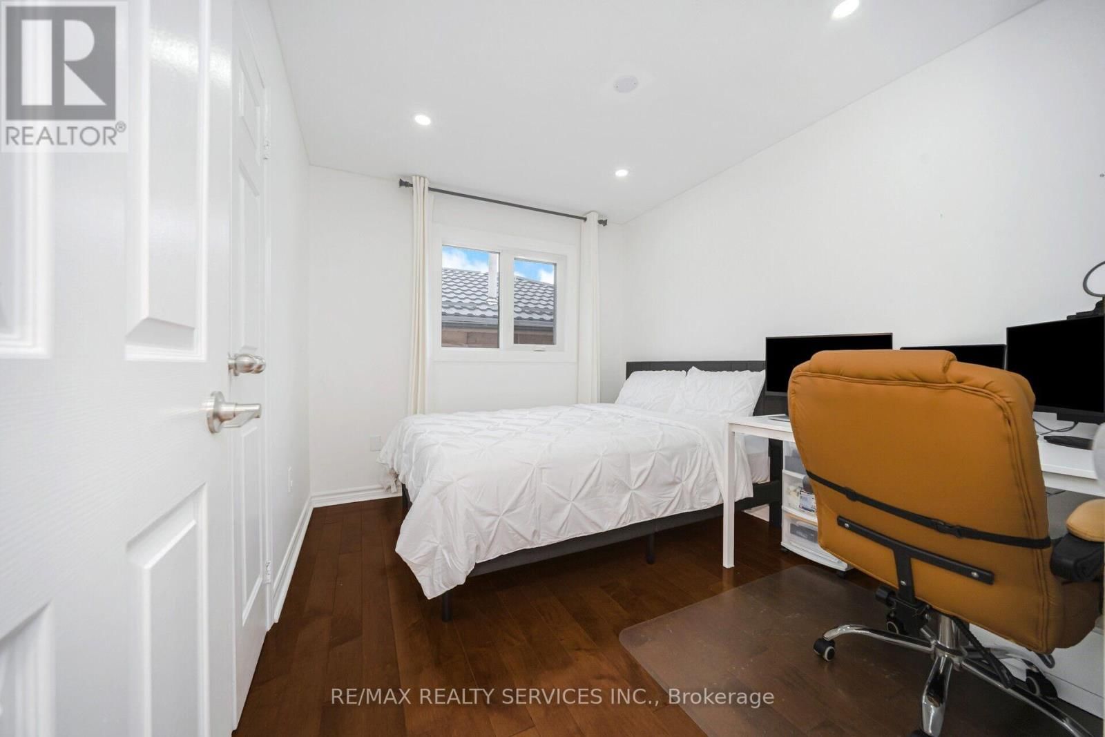 19 WAYNE NICOL DRIVE Image 26